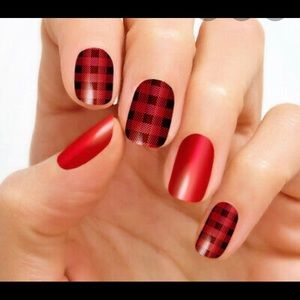 Color Street Good Girls Gone Plaid